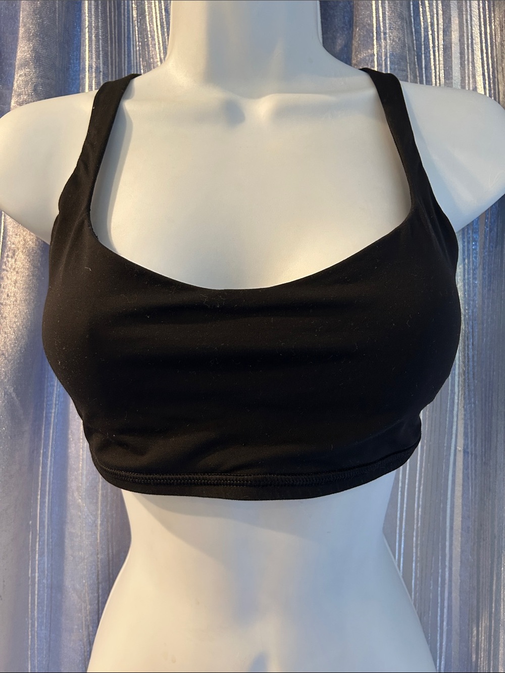Lululemon Free To Be Bra. Black
SIZE 10